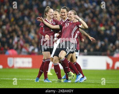 Alexandra Popp, de l'Allemagne, célèbre son but lors de l'internationale féminine entre les femmes d'Angleterre et d'Allemagne les femmes au stade Wembley à Londres, Angleterre sur 09 novembre 2019 (photo par action Foto Sport/NurPhoto) Banque D'Images