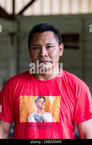 Maripasoula, France, 28 juin 2019. Portrait d'Aiku dans l'église de son village d'Ipokan Eute. Ce chef de village amérindien de Wayana est très impliqué dans sa communauté. Il est actuellement en formation pour devenir diacre. En l'absence du prêtre, il est chargé de célébrer la messe dans son village. (Photo par Emeric Fohlen/NurPhoto) Banque D'Images