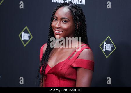 SANTA MONICA, LOS ANGELES, CALIFORNIE, Etats-Unis - NOVEMBRE 10: Le joueur de tennis Coco Gauff arrive au 2019 E! Les People's Choice Awards se tiennent au Barker Hangar on 10 novembre 2019 à Santa Monica, Los Angeles, Californie, États-Unis. (Photo par Xavier Collin/image Press Agency/NurPhoto) Banque D'Images