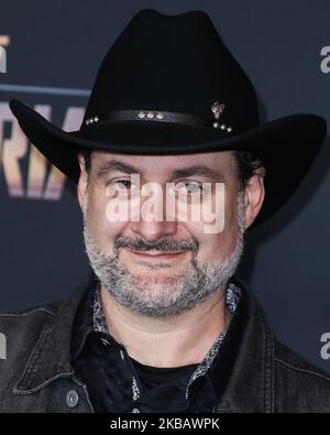 HOLLYWOOD, LOS ANGELES, CALIFORNIE, États-Unis - NOVEMBRE 13 : Dave Filoni arrive à la première de Disney's 'The Mandalatorian' qui s'est tenue au théâtre El Capitan sur 13 novembre 2019 à Hollywood, Los Angeles, Californie, États-Unis. (Photo par Xavier Collin/image Press Agency/NurPhoto) Banque D'Images