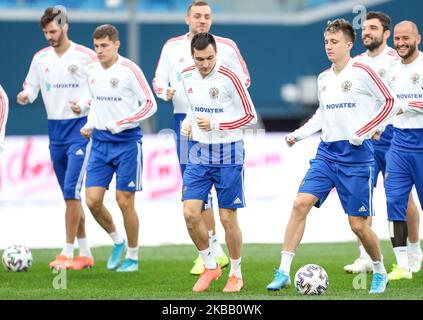 Aleksandr Golovin de Russie l'équipe nationale de football assiste à une séance de formation d'une journée avant le match du groupe de qualification I de l'UEFA entre la Russie et la Belgique le 15 novembre 2019 à Saint-Pétersbourg, en Russie. (Photo par Igor Russak/NurPhoto) Banque D'Images