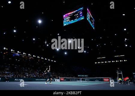 Paris, France. 3 novembre 2022, vue d'ensemble (illustration, atmosphère, vue d'ensemble) avec le terrain lors du Rolex Paris Masters, tournoi ATP Masters 1000 tennis, sur 3 novembre 2022 à l'aréna Accor à Paris, France. Photo de Victor Joly/ABACAPRESS.COM Banque D'Images