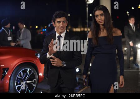 Marc Marquez et sa petite amie Lucia Rivero lors de la cérémonie de remise des prix FIM après le Gran Premio Motul de la Comunitat Valenciana au Palacio de Congresos on 17 novembre 2019 à Valence, Espagne. (Photo de Jose Breton/Pics action/NurPhoto) Banque D'Images