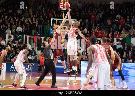 11 Simmons Jeremy d'Openjobmestis en action pendant l'Italie Lega Panier de Serie A , Openjobmestis Varèse - Reyer Venezia sur 17 Noveber 2019 à Varèse Palasport Enerxenia Arena (photo de Fabio Averna/NurPhoto) Banque D'Images