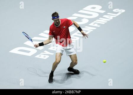 Nicolas Jarry du Chili en action pendant le jour 2 de la coupe Davis 2019 à la Caja Magica sur 19 novembre 2019 à Madrid, Espagne (photo par Oscar Gonzalez/NurPhoto) Banque D'Images