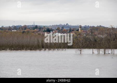 Après des jours de fortes pluies dans le Piémont, plusieurs inondations se sont produites dans les pays voisins d'Alessandria, Piémont, Italie, le 24 novembre 2019. (Photo de Mauro Ujetto/NurPhoto) Banque D'Images