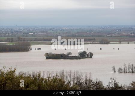 Après des jours de fortes pluies dans le Piémont, plusieurs inondations se sont produites dans les pays voisins d'Alessandria, Piémont, Italie, le 24 novembre 2019. (Photo de Mauro Ujetto/NurPhoto) Banque D'Images