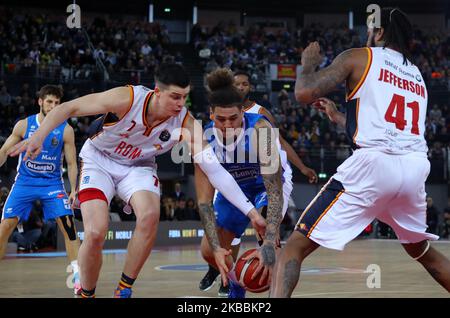 Isaac Fotu de Trévise et Amar Alibegovic de Roma pendant la LBA série A Match Virtus Roma v de Longhi Trévise au Palazzetto dello Sport à Rome, Italie sur 24 novembre 2019 (photo de Matteo Ciambelli/NurPhoto) Banque D'Images