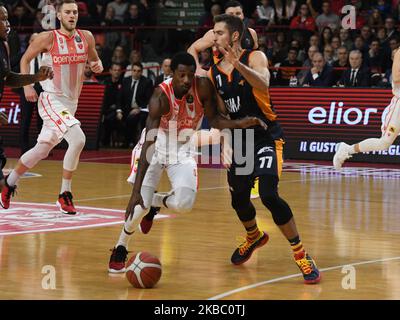 -5 Jakovics Ingus d'Openjobmestis en action pendant l'Italie Lega Panier de Serie A , Openjobmestis Varèse - Virtus Roma le 1 décembre 2019 à Varèse Palasport Enerxenia Arena (photo de Fabio Averna/NurPhoto) Banque D'Images