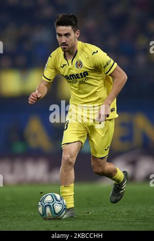 Moi Gomez de Villarreal contrôle le ballon pendant le match de la Ligue entre Villarreal CF et le Club Atletico de Madrid à l'Estadio de la Ceramica sur 6 décembre 2019 à Villareal, Espagne. (Photo de Jose Breton/Pics action/NurPhoto) Banque D'Images