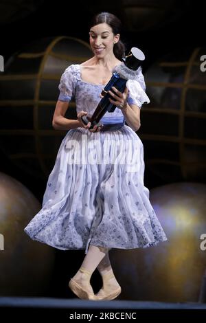 Danseurs pendant la représentation El cascanueces (casse-noisette) de la Compagnie nationale de danse d'Espagne au théâtre de la Zarzuela de Madrid. 8 décembre 2019 Espagne. (Photo par Oscar Gonzalez/NurPhoto) Banque D'Images