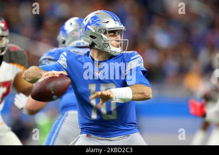 Le quarterback des Lions de Détroit David Blough (10) va lancer le ballon pendant la première moitié d'un match de football de la NFL contre les Buccaneers de la baie de Tampa à Detroit, Michigan, États-Unis, dimanche, 15 décembre 2019. (Photo par Amy Lemus/NurPhoto) Banque D'Images