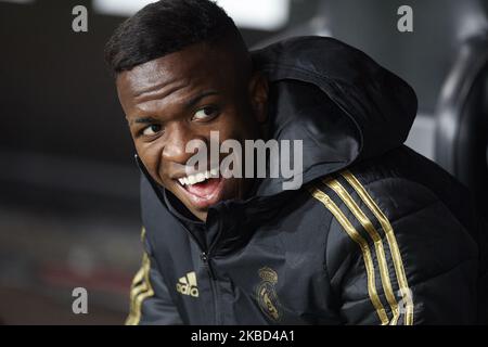 Vinicius Junior du Real Madrid assis sur le banc pendant le match de la Ligue entre Valencia CF et Real Madrid CF à Estadio Mestalla sur 15 décembre 2019 à Valence, Espagne. (Photo de Jose Breton/Pics action/NurPhoto) Banque D'Images