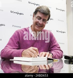 Cayetano Martinez de Irujo signe son livre 'de Cayetana à Cayetano' à Madrid. 17 décembre 2019 Espagne (photo par Oscar Gonzalez/NurPhoto) Banque D'Images