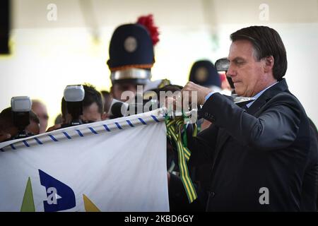 Le président brésilien Jair Bolsonaro assiste aux célébrations de la Journée de la Marine au siège de Marines Corp à Brasilia, sur 13 décembre 2019. (Photo par Andre Borges/NurPhoto) Banque D'Images