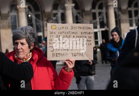 Les agents de la RATP et de la SNCF manifestent sur 26 décembre 2019 à Paris, en France, contre le projet de réforme des retraites qu'ils exigent. (Photo par Estelle Ruiz/NurPhoto) Banque D'Images