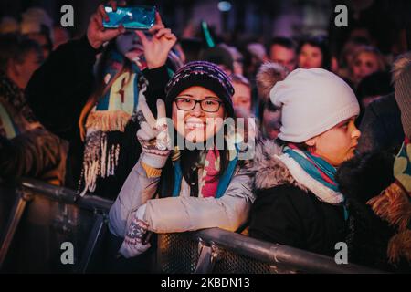 Les gens accueillent le nouvel an avec le concert Sylwester 2019 Wroclaw respect le 31 décembre 2019 à Wroclaw, en Pologne. (Photo de Krzysztof Zatycki/NurPhoto) Banque D'Images