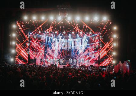 Les gens accueillent le nouvel an avec le concert Sylwester 2019 Wroclaw respect le 31 décembre 2019 à Wroclaw, en Pologne. (Photo de Krzysztof Zatycki/NurPhoto) Banque D'Images