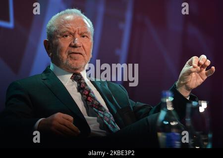 Lord Alan Sugar, Business Titan et Star of the Apprentice UK, s'exprime au Pendulum Summit, le premier sommet mondial sur les affaires et l'autonomie, au centre de congrès de Dublin. Jeudi, 10 janvier 2019, à Dublin, Irlande. Le mercredi 8 janvier 2020, à Dublin, Irlande. (Photo par Artur Widak/NurPhoto) Banque D'Images