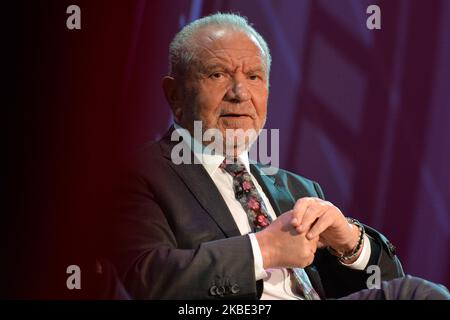 Lord Alan Sugar, Business Titan et Star of the Apprentice UK, s'exprime au Pendulum Summit, le premier sommet mondial sur les affaires et l'autonomie, au centre de congrès de Dublin. Jeudi, 10 janvier 2019, à Dublin, Irlande. Le mercredi 8 janvier 2020, à Dublin, Irlande. (Photo par Artur Widak/NurPhoto) Banque D'Images