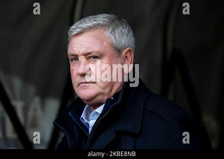 Steve Bruce Directeur de Newcastle United avant le match de la Premier League entre Wolverhampton Wanderers et Newcastle United à Molineux, Wolverhampton, le samedi 11th janvier 2020. (Photo d'Alan Hayward/MI News/NurPhoto) Banque D'Images