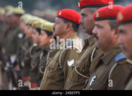 Le personnel de la police de l'Uttar Pradesh répète le défilé en prévision de la Fête de la République, dans les lignes de police Allahabad sur 13 janvier 2020 . (Photo de Ritesh Shukla/NurPhoto) Banque D'Images