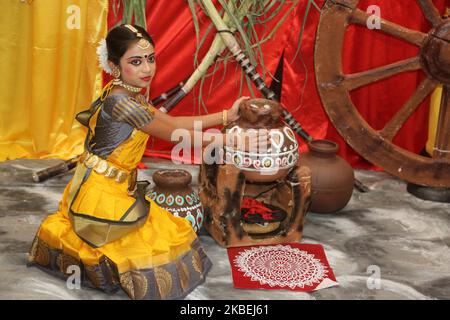 Les Tamouls célèbrent le Festival pongal thaïlandais à Markham, Ontario, Canada, on 12 janvier 2020. Le festival de Thai Pongal est un festival d'action de grâce qui honore le Dieu Soleil (Lord Surya) et célèbre une récolte réussie. (Photo de Creative Touch Imaging Ltd./NurPhoto) Banque D'Images