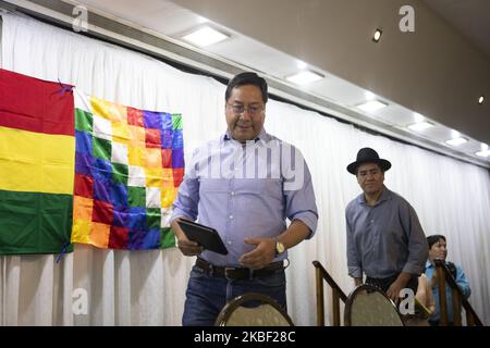 Luis Arce Catacora, candidat à la présidence bolivienne pour le parti du mouvement pour le socialisme (MAS), arrive à une conférence de presse sur 20 janvier 2020 à Buenos Aires, en Argentine. Evo Morales a annoncé dimanche que son ancien ministre de l'économie Luis Arce Catacora se présentera à la présidence lors des prochaines élections qui auront lieu en Bolivie sur 3 mai. (Photo de Matías Baglietto/NurPhoto) Banque D'Images