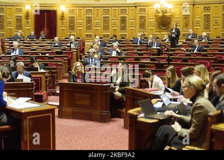 La ministre française de la Santé et de la solidarité, Agnes Buzyn, participe à une séance de questions au gouvernement au Sénat sur le 22 janvier 2020 à Paris, en France. (Photo de Daniel Pier/NurPhoto) Banque D'Images