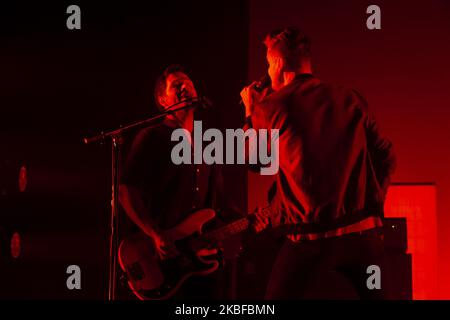 Le chanteur-compositeur anglais, le musicien et compositeur Tom Choplin, le chanteur principal du groupe pop rock britannique Keane, se produit le 25 janvier 2020 à Porto, Portugal. (Photo de Rita Franca/NurPhoto) Banque D'Images