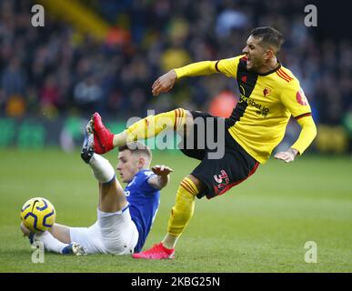 Roberto Pereyra de Watford est attaqué par Lucas digne d'Everton lors du match de première ligue entre Watford et Everton sur 01 janvier 2020 au stade Vicarage Road, à Watford, en Angleterre. (Photo par action Foto Sport/NurPhoto) Banque D'Images