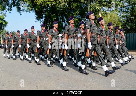 Personnel militaire sri-lankais lors d'une séance de répétition complète de la tenue vestimentaire le 72nd jour de célébration de l'indépendance à Colombo.Fevrier.02,2020 (photo par Akila Jayawardana/NurPhoto) Banque D'Images