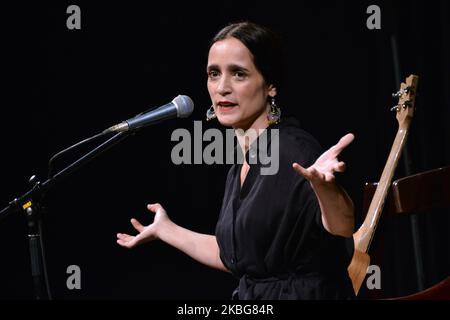 La chanteuse mexicaine Julieta Venegas parle lors d'une conférence de presse pour promouvoir sa tournée intimo à Teatroo de la Ciudad Esperanza Iris sur 4 février 2020 à Mexico (Mexique) (photo d'Eyepix/NurPhoto) Banque D'Images