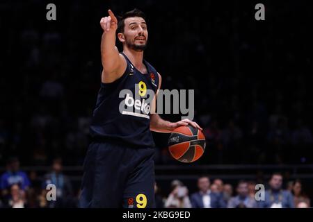 Leo Westermann de Fenerbahce Beko Istanbul gestes pendant le match de basketball de l'Euroligue entre Zenit St Petersbourg et Fenerbahce Beko Istanbul sur 5 février 2020 au Palais des sports de Yubileyny à Saint-Pétersbourg, Russie. (Photo de Mike Kireev/NurPhoto) Banque D'Images