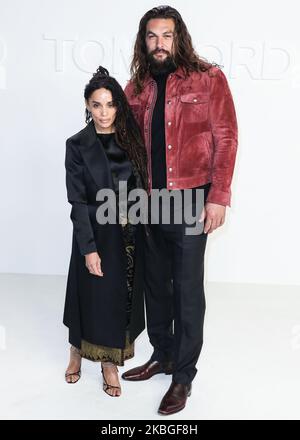 HOLLYWOOD, LOS ANGELES, CALIFORNIE, États-Unis - FÉVRIER 07 : Lisa Bonet et Jason Momoa arrivent au Tom Ford : automne/hiver 2020 Fashion Show qui s'est tenu aux studios Milk sur 7 février 2020 à Hollywood, Los Angeles, Californie, États-Unis. (Photo par Xavier Collin/image Press Agency/NurPhoto) Banque D'Images