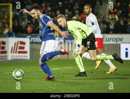 Adrien Thomasson et Lemaitre Nicolas, lors du match de football français L1 entre Strasbourg (RCSA) et Reims (SR), sur 9 février , 2020 au stade Meinau (photo d'Elyxandro Cegarra/NurPhoto) Banque D'Images
