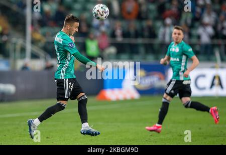 Michal Karbownik (Legia), Arvydas Novikocas (Legia) pendant le match de football PKO BP Ekstraklasa entre Legia Varsovie et LKS Lodz au stade de l'armée polonaise à Varsovie, en Pologne, sur 9 février 2020. (Photo par Foto Olimpik/NurPhoto) Banque D'Images