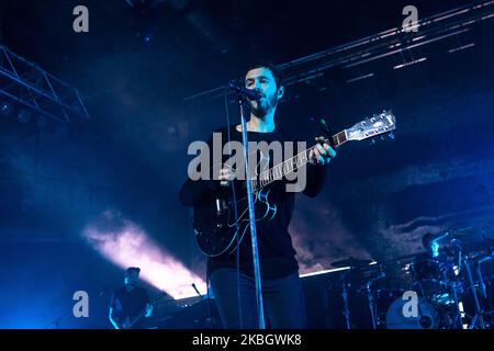 Tom Smith du groupe de rock anglais Editors se produit en direct à Alcatraz à Milan, Italie, sur 12 février 2020 (photo de Mairo Cinquetti/NurPhoto) Banque D'Images