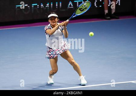 Shuko Ayoama du Japon retourne le ballon lors de son match de quart de finale de femmes avec la partenaire Ena Shibahara (non vu) contre Anastasia Potapova de Russie et Yulia Putintseva du Kazakhstan à 2020 WTA St Petersburg Ladies Trophy Tournoi de tennis sur 13 février 2020 à Saint Petersbourg, Russie. (Photo de Mike Kireev/NurPhoto) Banque D'Images