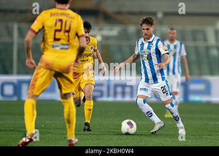 Luca Palmiero de Pescara Calcio 1936 pendant le match de la série italienne B 2019/2020 entre Pescara Calcio 1936 et A.S. Cittadella 1973 au Stadio Adriatico Giovanni Cornacchia sur 14 février 2020 à Pescara, Italie. (Photo de Danilo Di Giovanni/NurPhoto) Banque D'Images