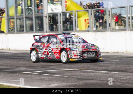 Riccio Rocchi au volant de la Hyundai I20 Nouveau Turbomark R5 rivalise lors du spectacle de sport automobile 'Adria Rally Show 2020' sur le circuit de Smergoncino, Rovigo, Italie sur 15 février 2020. (Photo par Marco Serena/NurPhoto) Banque D'Images