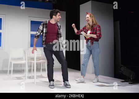 Victor Gomez et Marina Pastor pendant un Dia Cualquiera théâtre jouer sur 21 février 2020 à Madrid, Espagne (photo par Oscar Gonzalez/NurPhoto) Banque D'Images