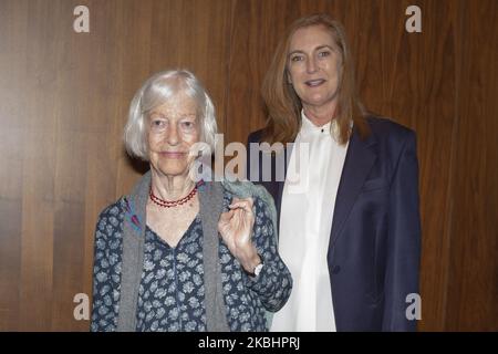 Francesca Thyssen-Bornemisza et l'artiste Joan Jonas lors de la présentation de l'exposition déménagement au large de la Terre II au Musée national Thyssen-Bornemisza à Madrid, Espagne, sur 24 février 2020. (Photo par Oscar Gonzalez/NurPhoto) Banque D'Images