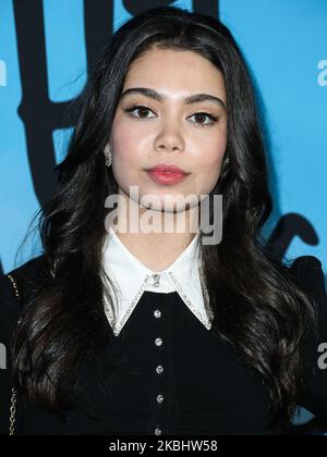 HOLLYWOOD, LOS ANGELES, CALIFORNIE, États-Unis - FÉVRIER 24 : l'actrice Auli'i Cravalho arrive au Los Angeles Special screening de Netflix 'tous les endroits lumineux' tenu à ArcLight Hollywood sur 24 février 2020 à Hollywood, Los Angeles, Californie, États-Unis. (Photo par Xavier Collin/image Press Agency/NurPhoto) Banque D'Images