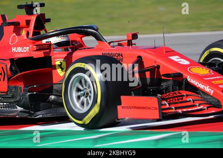 Sebastian Vettel et la Ferrari SF 1000 pendant le 4 jour des essais de la formule 1, le 26 février 2020, à Barcelone, Espagne. -- (photo par Urbanandsport/NurPhoto) Banque D'Images