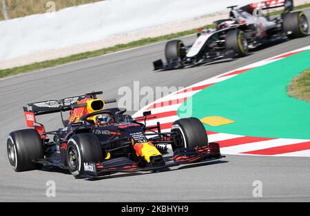 Alexander Albon et l'Aston Martin Red Bull RB 16 au cours de la journée 4 des tests de formule 1, le 26 février 2020, à Barcelone, Espagne. -- (photo par Urbanandsport/NurPhoto) Banque D'Images