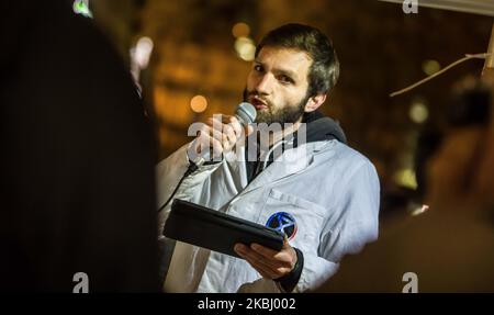 Munich, Bavière, Allemagne. 2nd novembre 2022. MARCEAU MINOT avec la rébellion scientifique. Minot a participé à une action à la BMW Welt où il a utilisé Krazy Glue pour se fixer à une voiture BMW. Les membres des groupes de la rébellion scientifique, de la génération Letzte et de la rébellion d'extinction manifestent ensemble après l'arrestation de membres de la rébellion scientifique qui ont utilisé Krazy Glue (Sekenkleber) pour se fixer à une BMW à l'Welt et au musée BMW pour mettre en évidence la crise climatique imminente. Letzte Generation a été critiqué par des experts qui le considèrent comme un culte apocalyptique. Le groupe est également connu pour Krazy G Banque D'Images