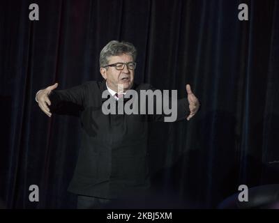 Jean-Luc Melenson parle lors d'une rencontre sur la réforme des pensions françaises par la partie politique de France insoumise à Ivry sur Seine, France, sur 27 février 2020. (Photo de Stephane Rouppert/NurPhoto) Banque D'Images