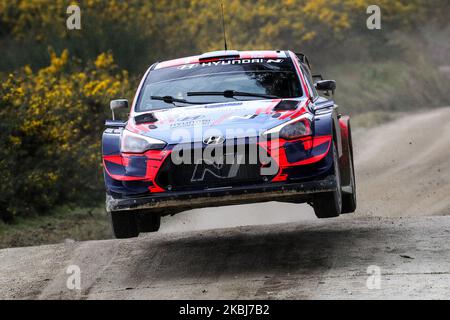 OTT Tanak (est) et Martin Jarveoja (est) dans Hyundai I20 coupe WRC de Hyundai Motorsport N en action pendant le Rallye Serras de Fafe e Felgueiras 2020 à Fafe - Portugal, on 28 février 2020. (Photo de Paulo Oliveira/NurPhoto) Banque D'Images