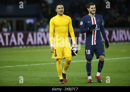 Mauro Icardi et Keilor Navas de Paris Saint-Germain participent au match de football français L1 entre Paris Saint-Germain (PSG) et Dijon, sur 29 février 2020, au stade du Parc des Princes à Paris. (Photo de Mehdi Taamallah/NurPhoto) Banque D'Images